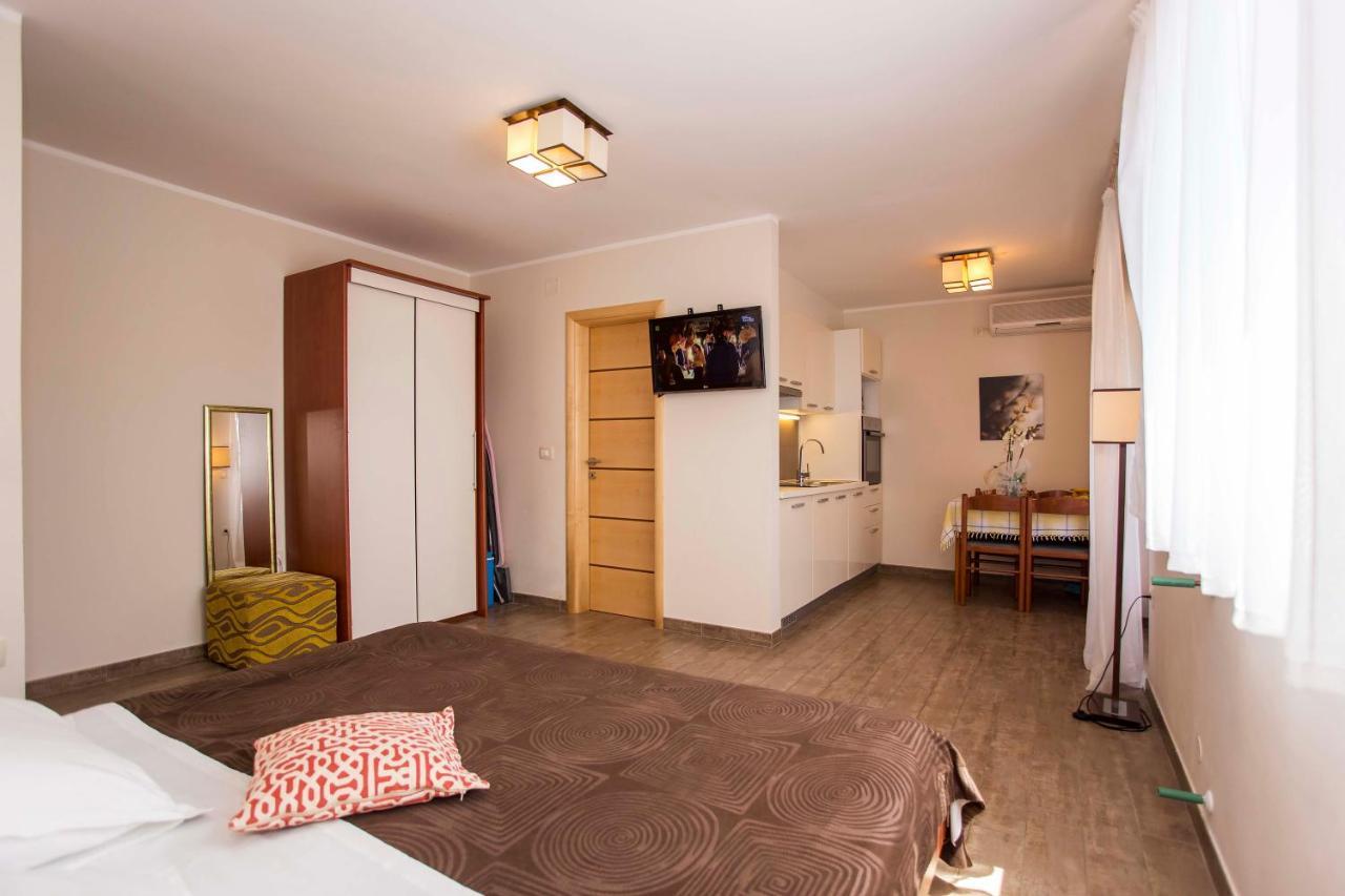Apartments Romano Ρόβινι Εξωτερικό φωτογραφία
